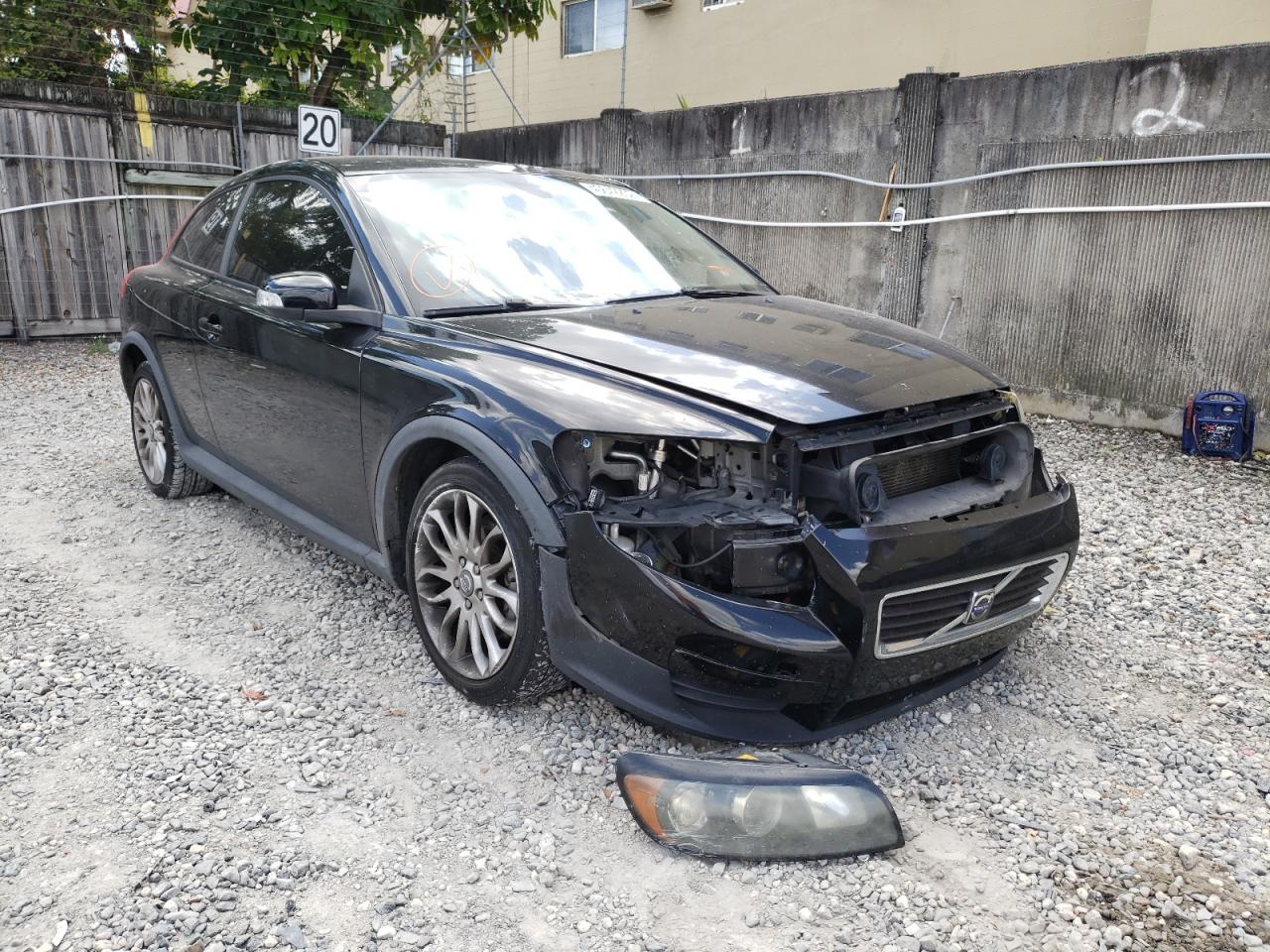 VOLVO C30 T5 2008 with VIN YV1MK672382074724 - Photo from auction
