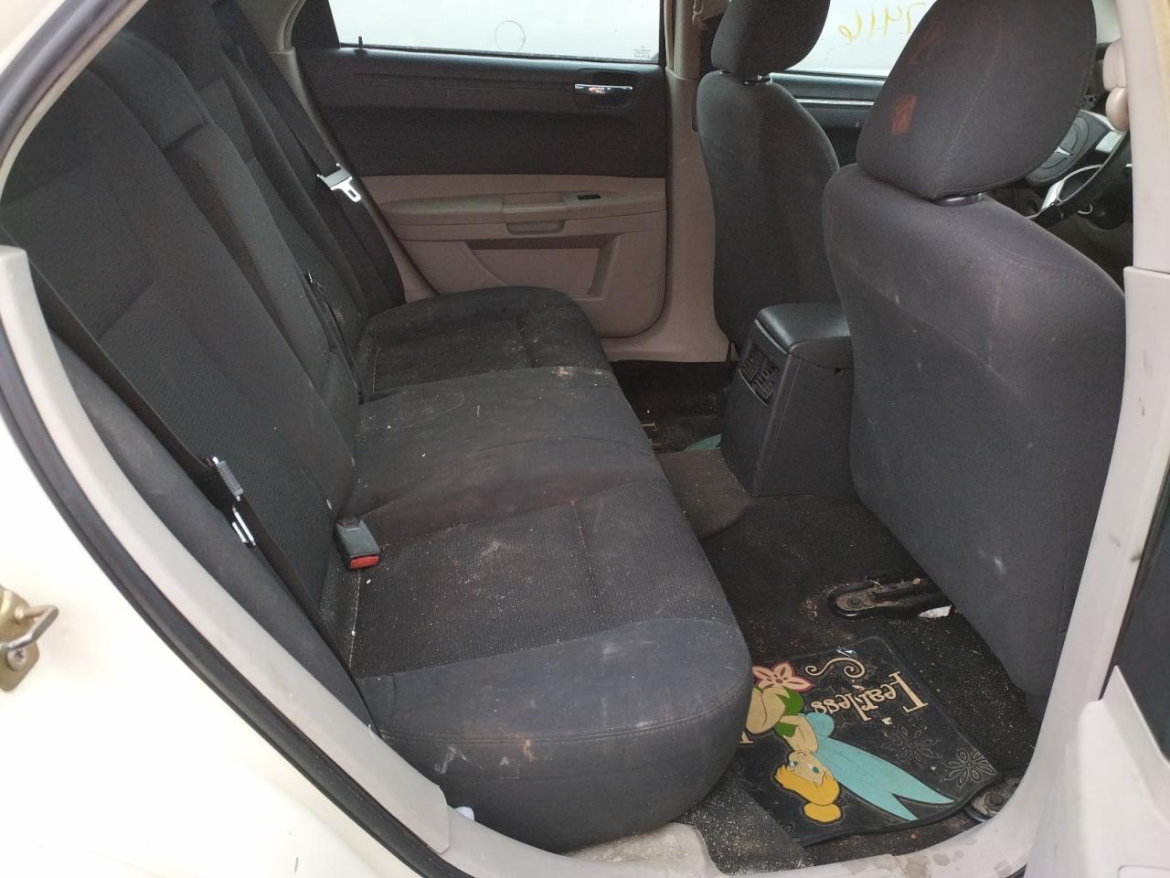 Foto 6 de la subasta – 2005 CHRYSLER 300 con VIN 2C3JA43R35H137430