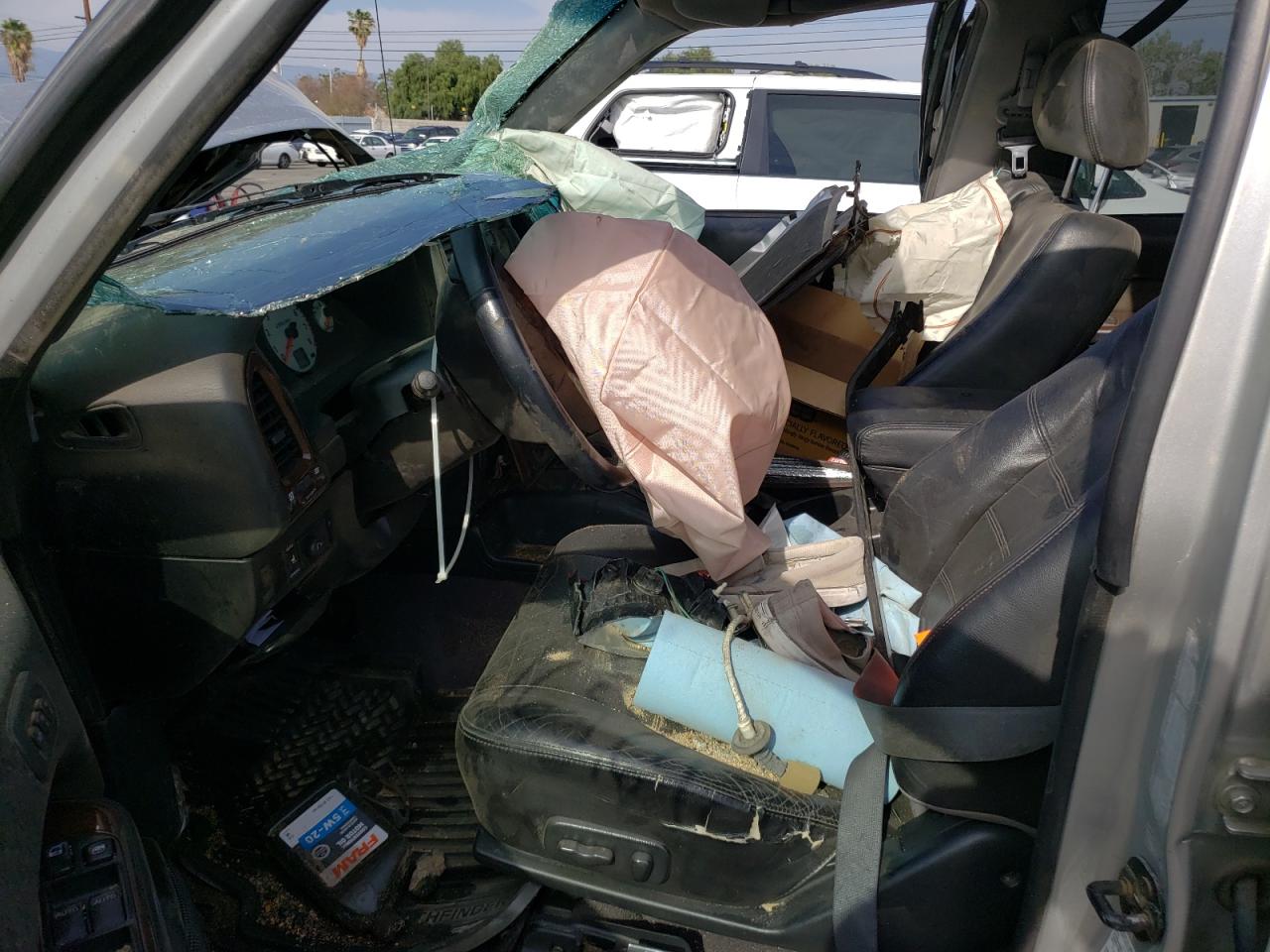 Photo 5 from auction – 2002 NISSAN PATHFINDER with VIN JN8DR09Y52W725744