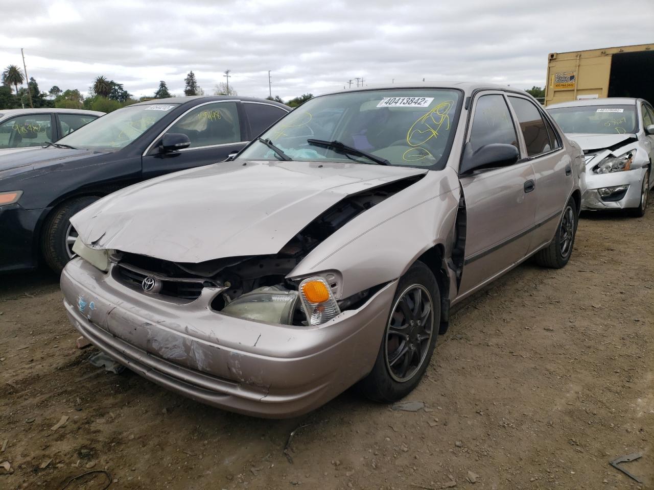 Foto 2 de la subasta – 2000 TOYOTA COROLLA VE con VIN 2T1BR12E6YC277038
