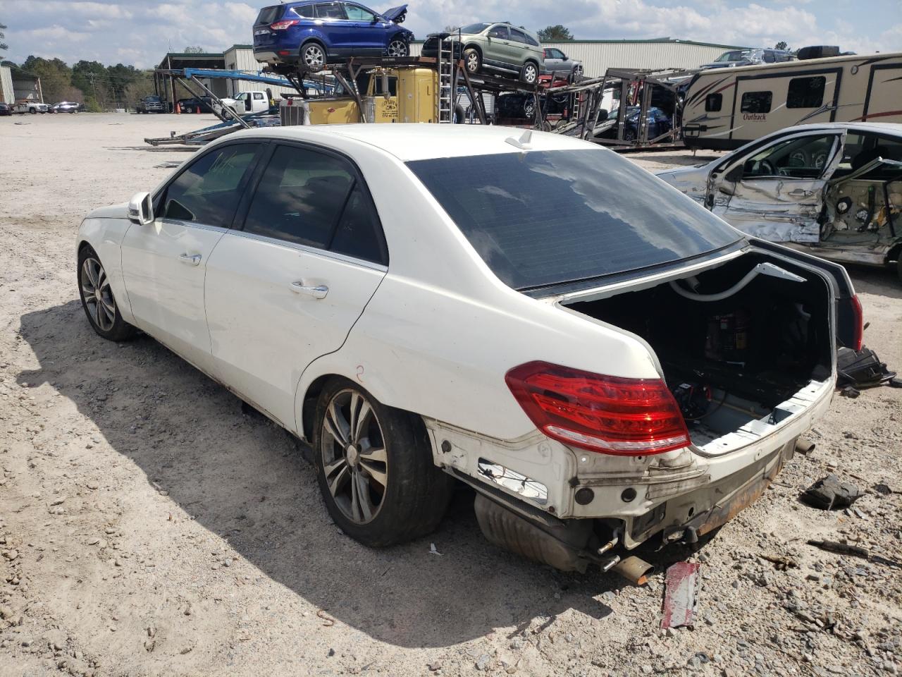 Photo 3 from auction – 2014 MERCEDES-BENZ E 350 with VIN WDDHF5KBXEA786880