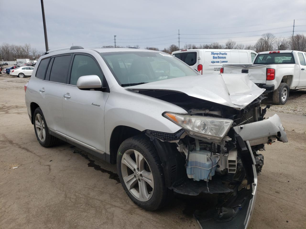 TOYOTA HIGHLANDER 2013 with VIN 5TDDK3EH8DS259091 - Photo from auction
