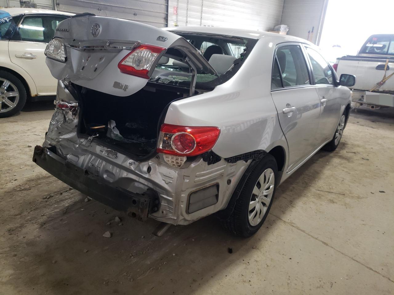 Photo 4 from auction – 2012 TOYOTA COROLLA BA with VIN 5YFBU4EE5CP030193