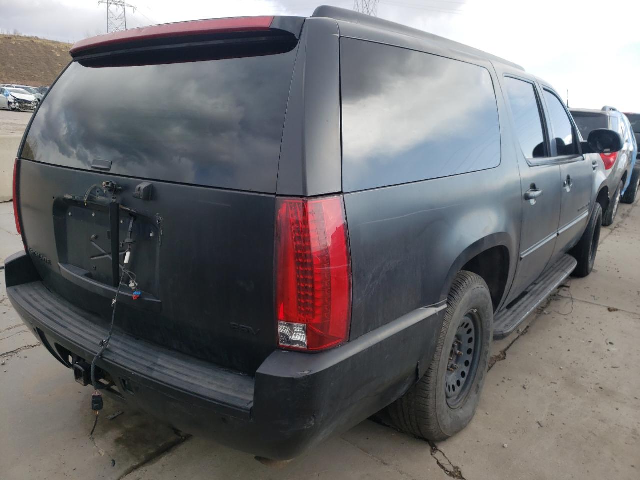 Photo 4 from auction – 2007 CADILLAC ESCALADE E with VIN 1GYFK66847R219287