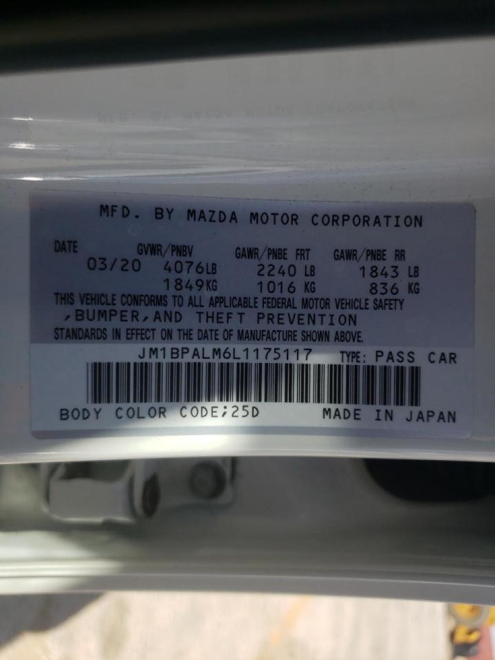 Photo 10 from auction – 2020 MAZDA 3 with VIN JM1BPALM6L1175117