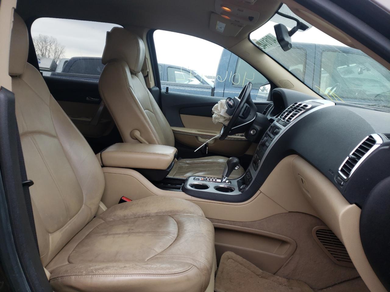 Photo 5 from auction – 2010 GMC ACADIA SLT with VIN 1GKLVMED6AJ238405