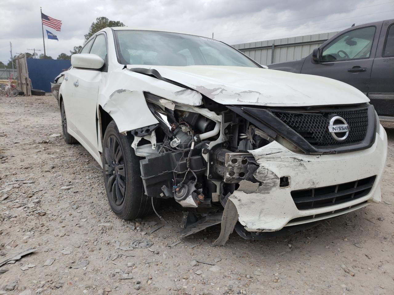 Photo 9 from auction – 2016 NISSAN ALTIMA 2.5 with VIN 1N4AL3AP8GC165480