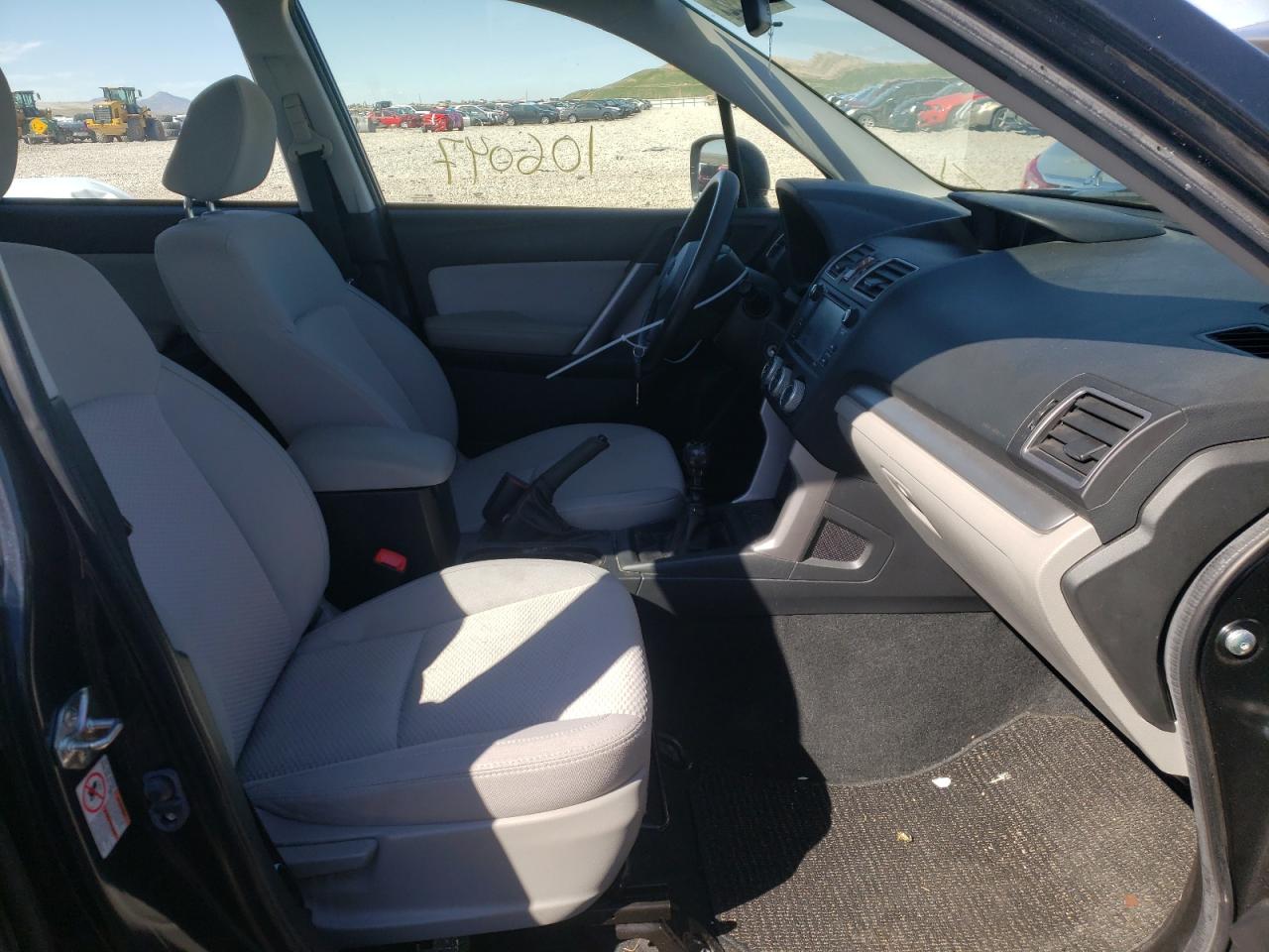 Photo 5 from auction – 2016 SUBARU FORESTER 2 with VIN JF2SJAAC7GG464023