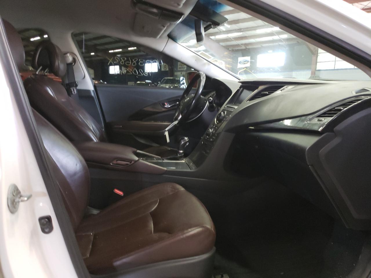 Photo 5 from auction – 2013 HYUNDAI AZERA with VIN KMHFG4JG3DA227140