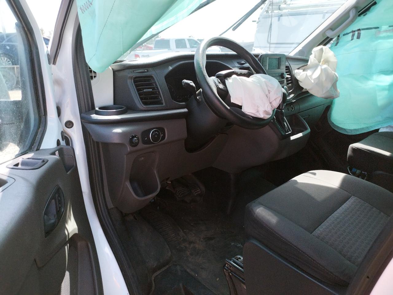 Photo 9 from auction – 2020 FORD TRANSIT T- with VIN 1FTBR1C87LKA06859