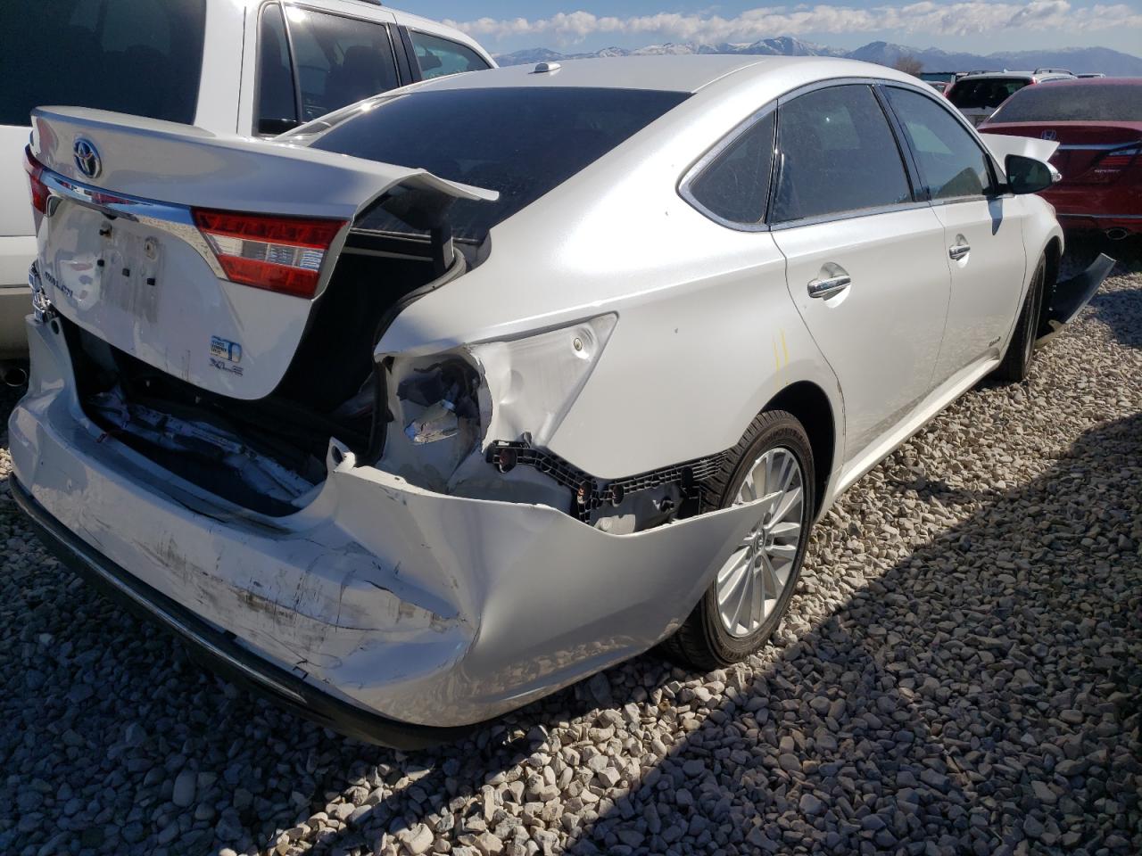 Photo 4 from auction – 2015 TOYOTA AVALON HYB with VIN 4T1BD1EB3FU046545