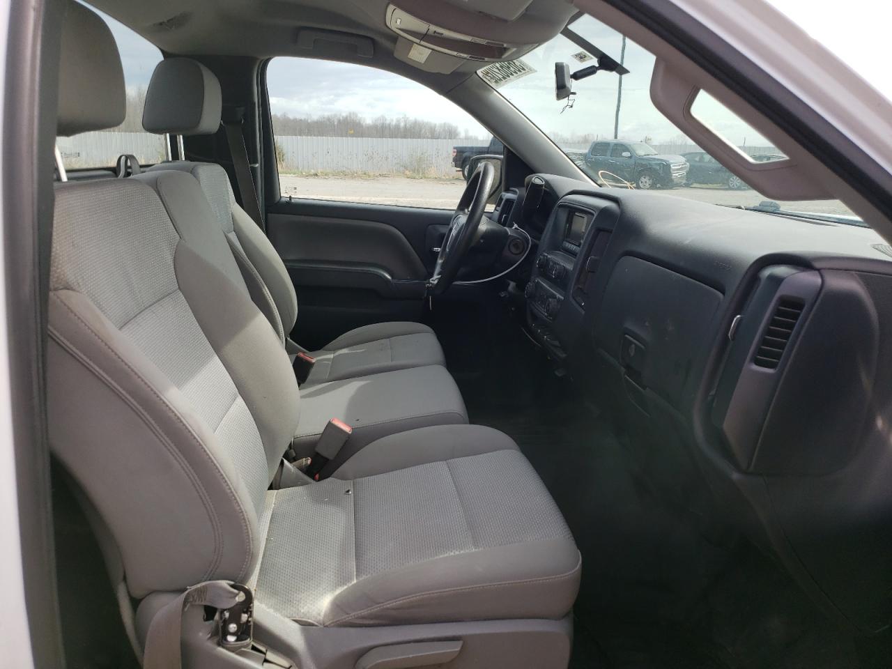 Photo 5 from auction – 2015 GMC SIERRA C15 with VIN 1GTN1TEC1FZ903611