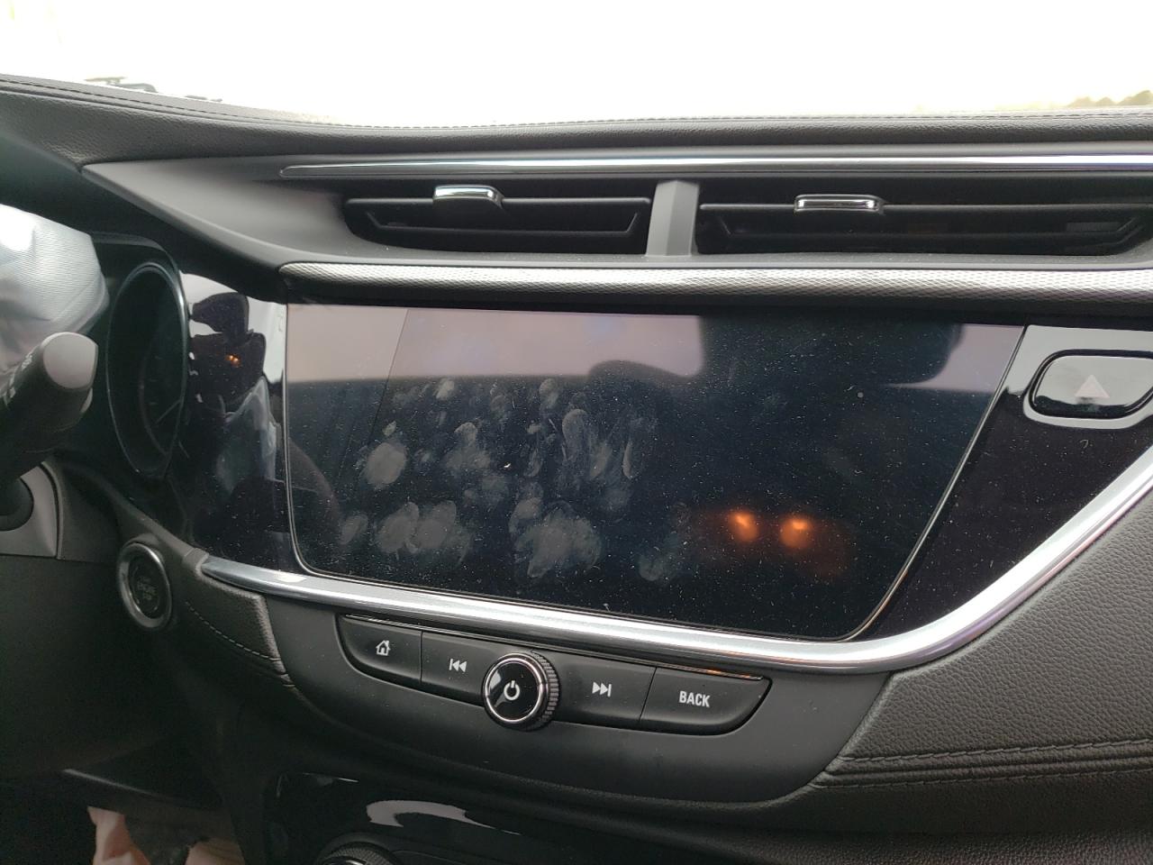 Photo 9 from auction – 2020 BUICK ENCORE GX with VIN KL4MMCSL2LB111909