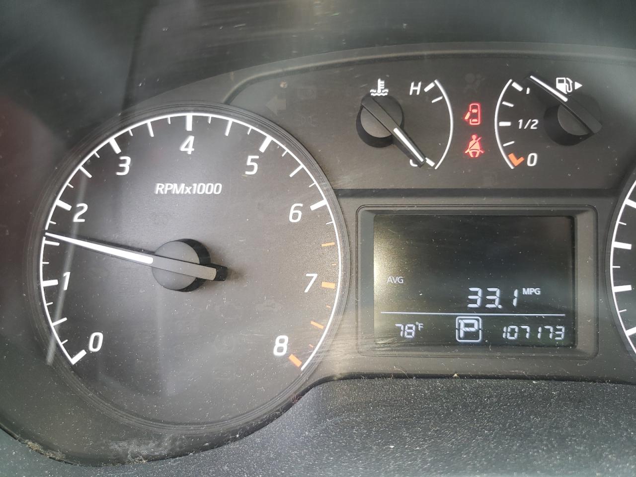 Photo 8 from auction – 2017 NISSAN SENTRA S with VIN 3N1AB7AP2HY227553