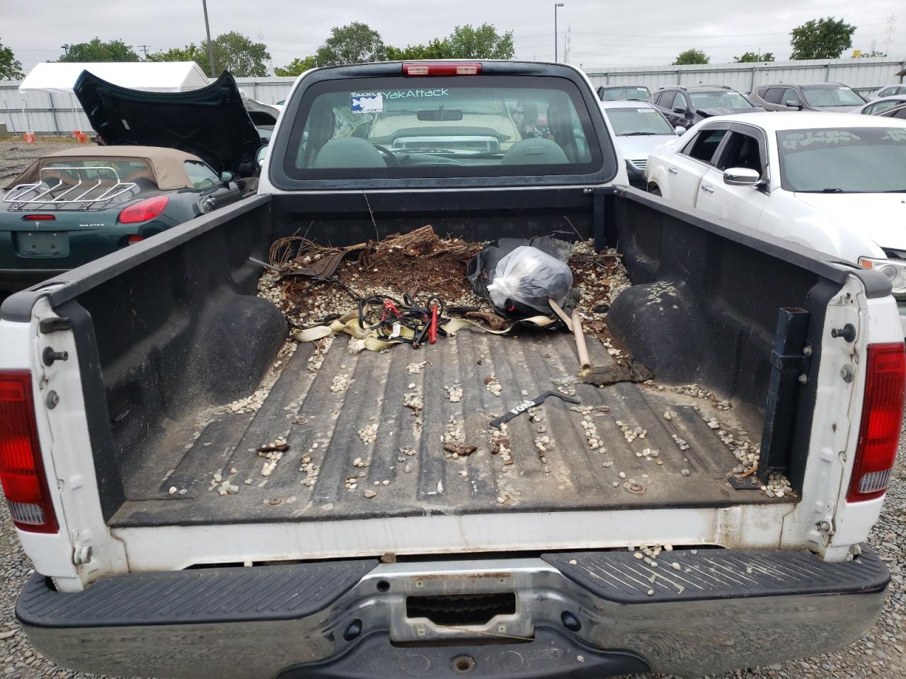 Photo 6 from auction – 2004 FORD F-150 with VIN 2FTRF17214CA71418