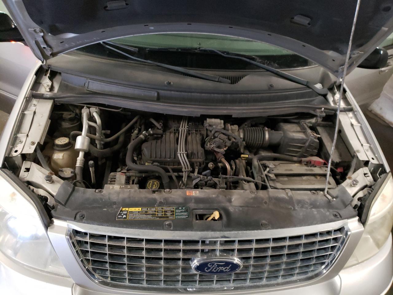 Photo 7 from auction – 2004 FORD FREESTAR S with VIN 2FMZA52284BA47325