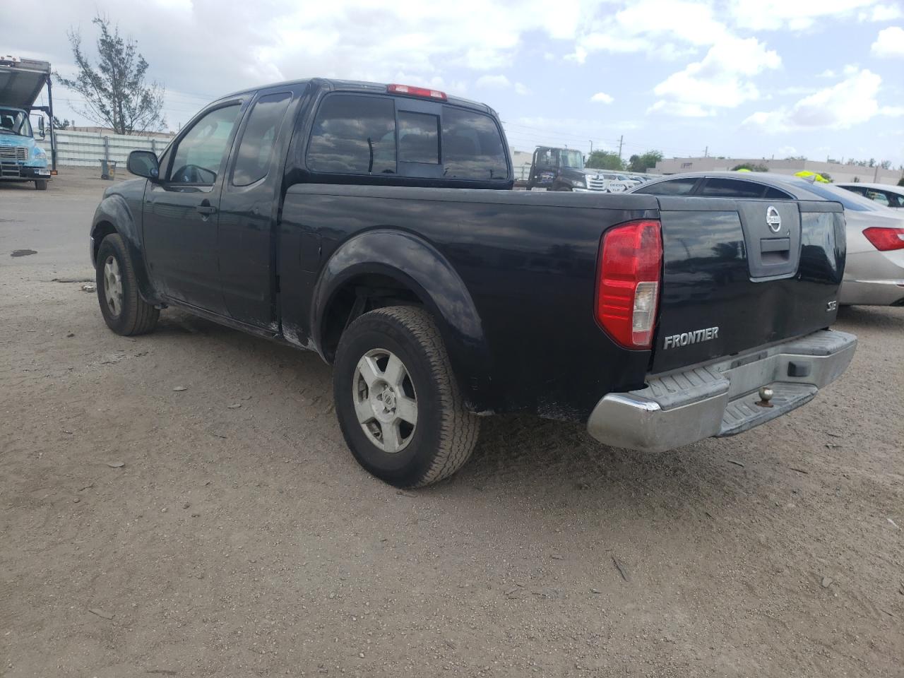 Photo 3 from auction – 2006 NISSAN FRONTIER K with VIN 1N6AD06U06C410062