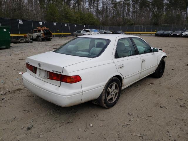 Photo 4 from auction – 2000 TOYOTA CAMRY CE with VIN 4T1BG22K9YU968550