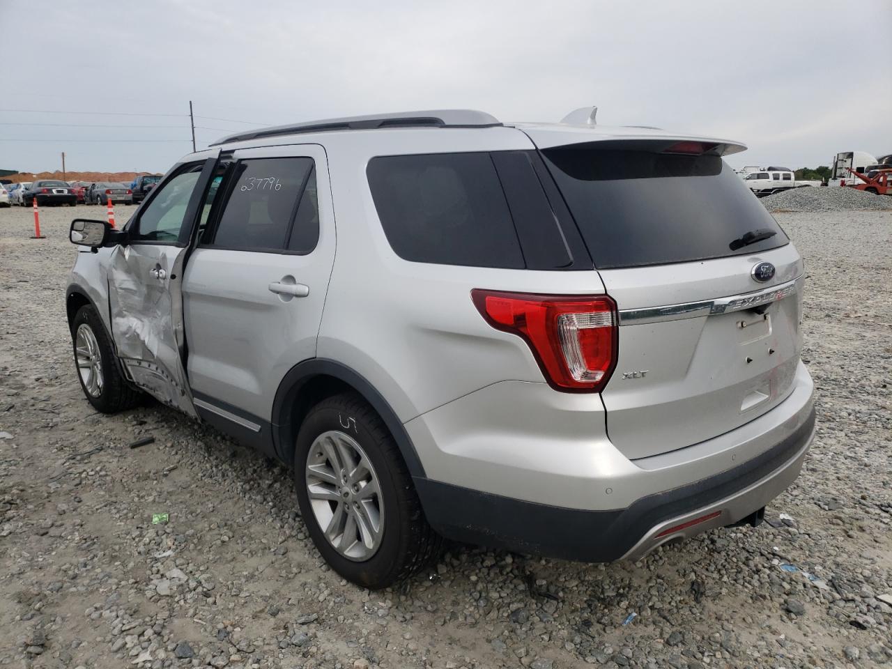 Photo 3 from auction – 2016 FORD EXPLORER X with VIN 1FM5K7D84GGB30854