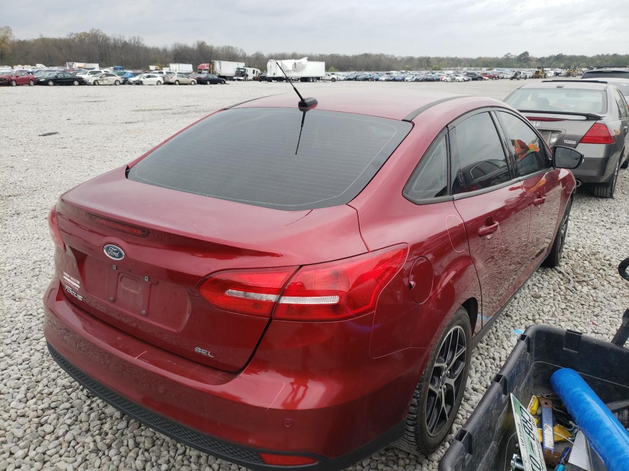 Photo 4 from auction – 2017 FORD FOCUS SEL with VIN 1FADP3H24HL260101
