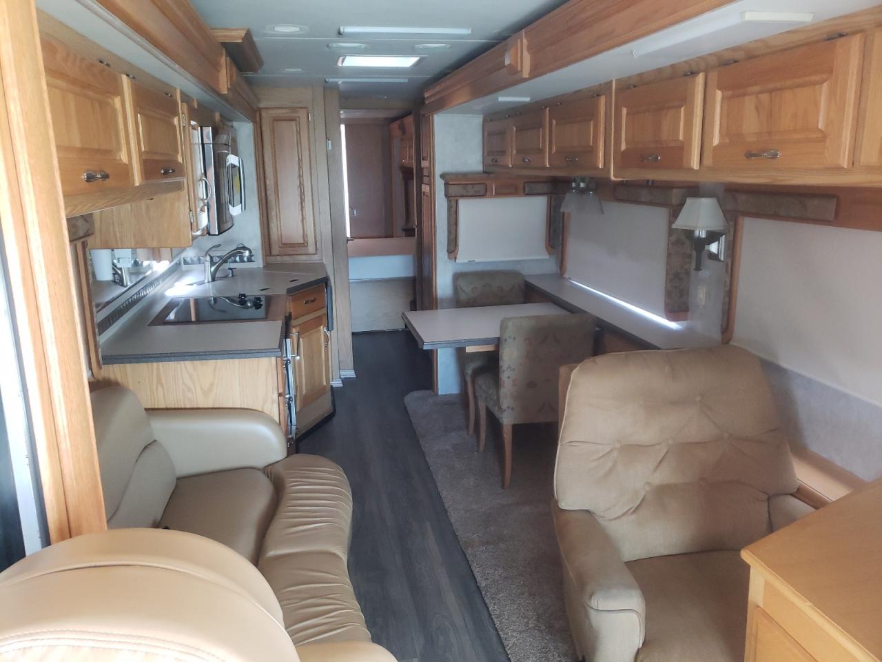 Photo 6 from auction – 2005 ROADMASTER RAIL MONOCOQUE with VIN 1RF43464X52032713