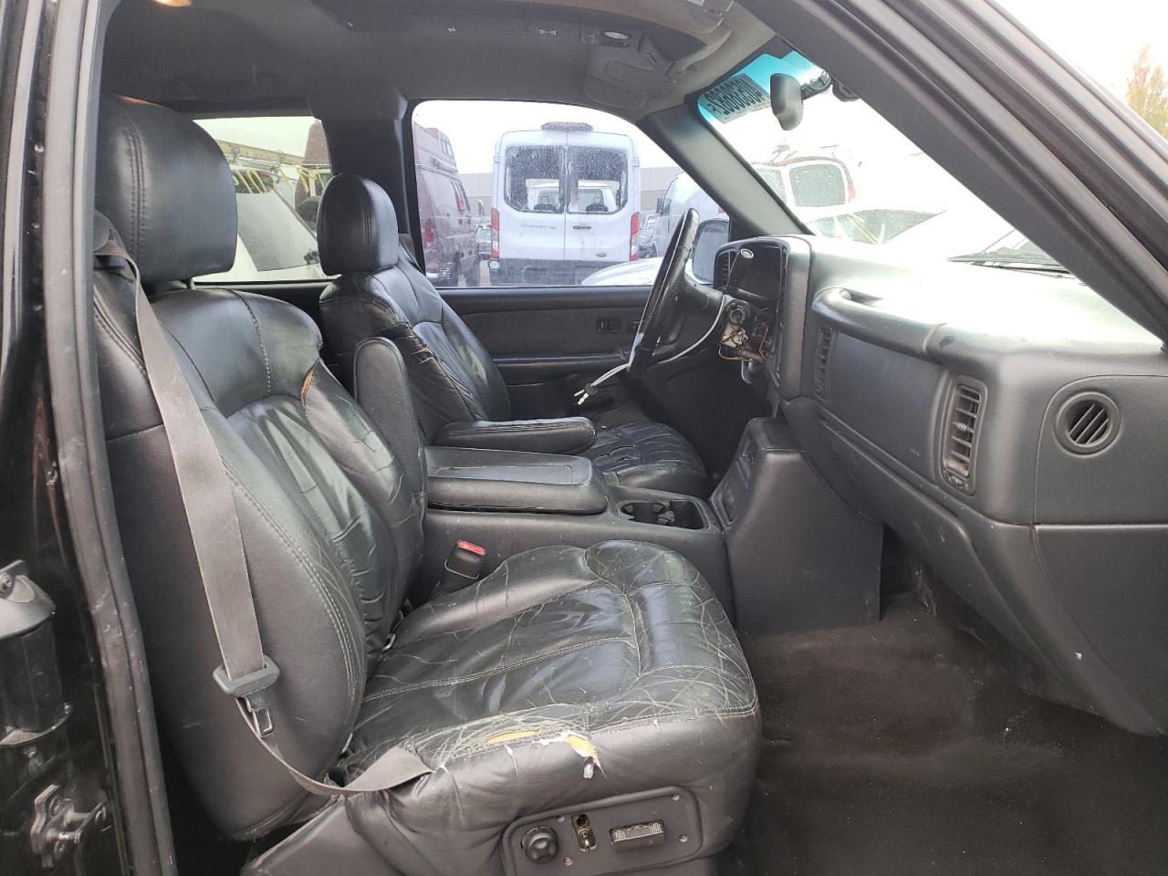 Photo 5 from auction – 2001 CHEVROLET SILVERADO with VIN 2GCEC19T311164333