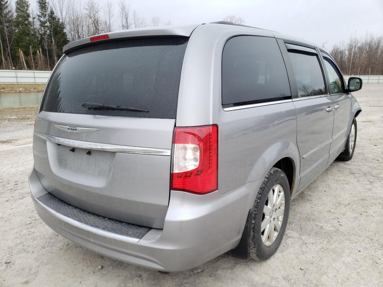 Photo 4 from auction – 2014 CHRYSLER TOWN & COU with VIN 2C4RC1BG7ER133771