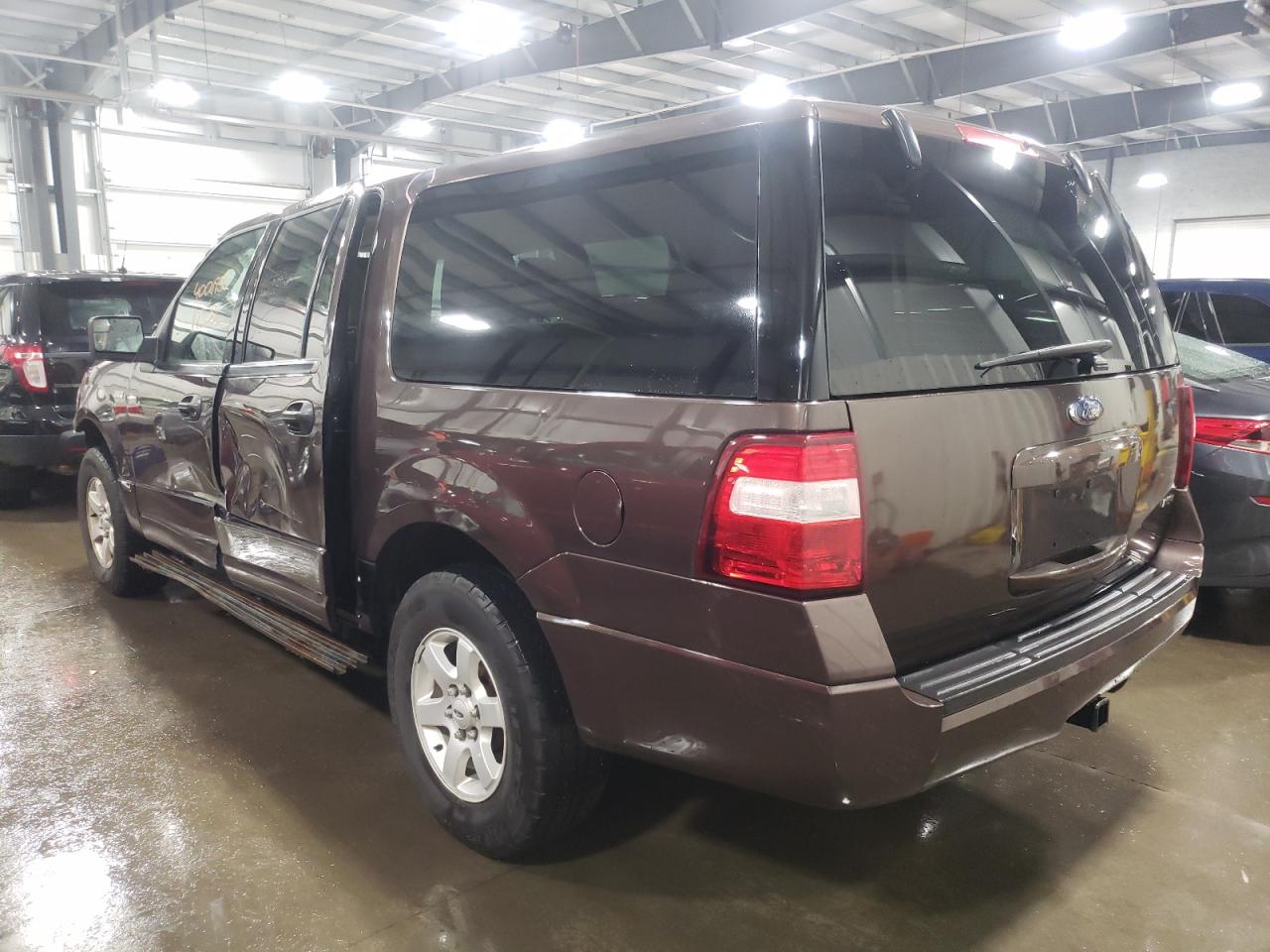 Photo 3 from auction – 2014 FORD EXPEDITION with VIN 1FMJK1G54EEF63368
