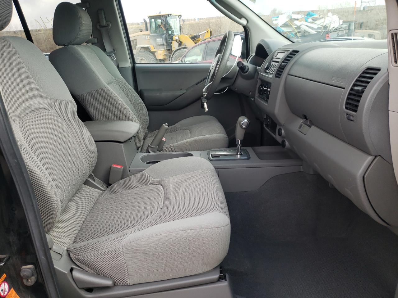 Photo 5 from auction – 2007 NISSAN FRONTIER C with VIN 1N6AD09W47C463412