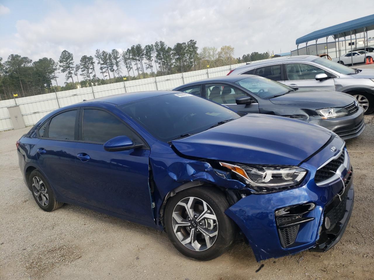 KIA FORTE FE 2020 with VIN 3KPF24AD8LE220995 - Photo from auction
