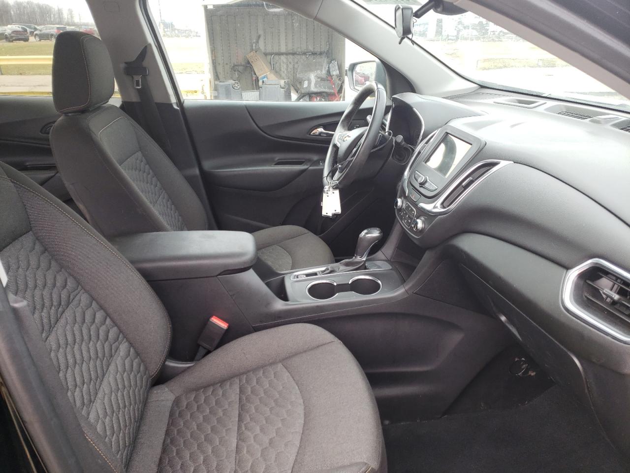 Photo 5 from auction – 2019 CHEVROLET EQUINOX LT with VIN 3GNAXJEV2KL341245