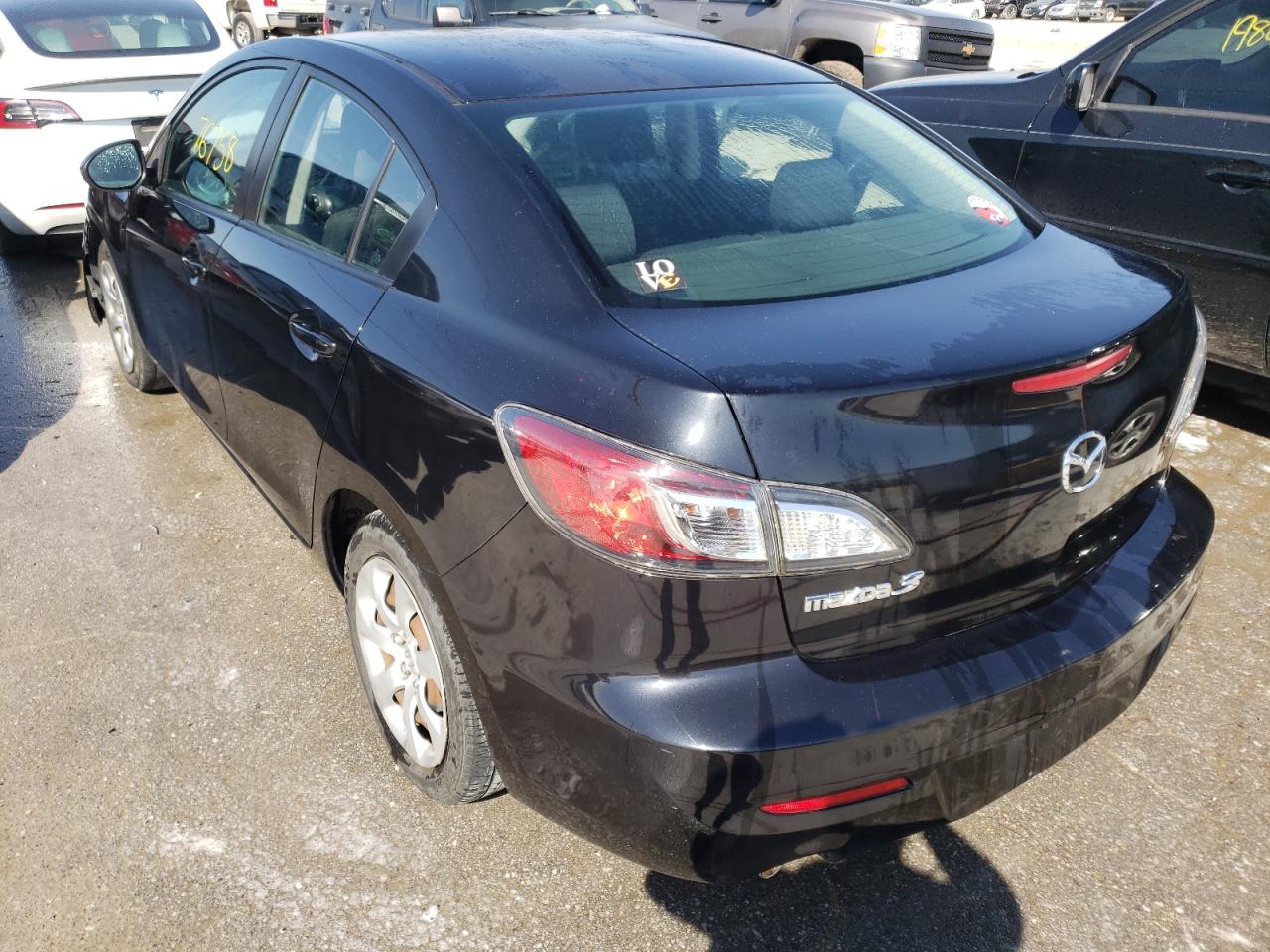 Photo 3 from auction – 2012 MAZDA 3 I with VIN JM1BL1UG7C1548024