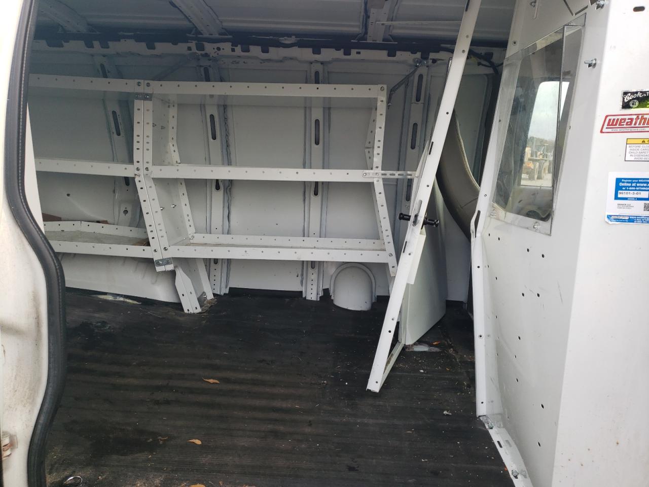 Photo 6 from auction – 2016 CHEVROLET EXPRESS G2 with VIN 1GCWGAFF5G1254430