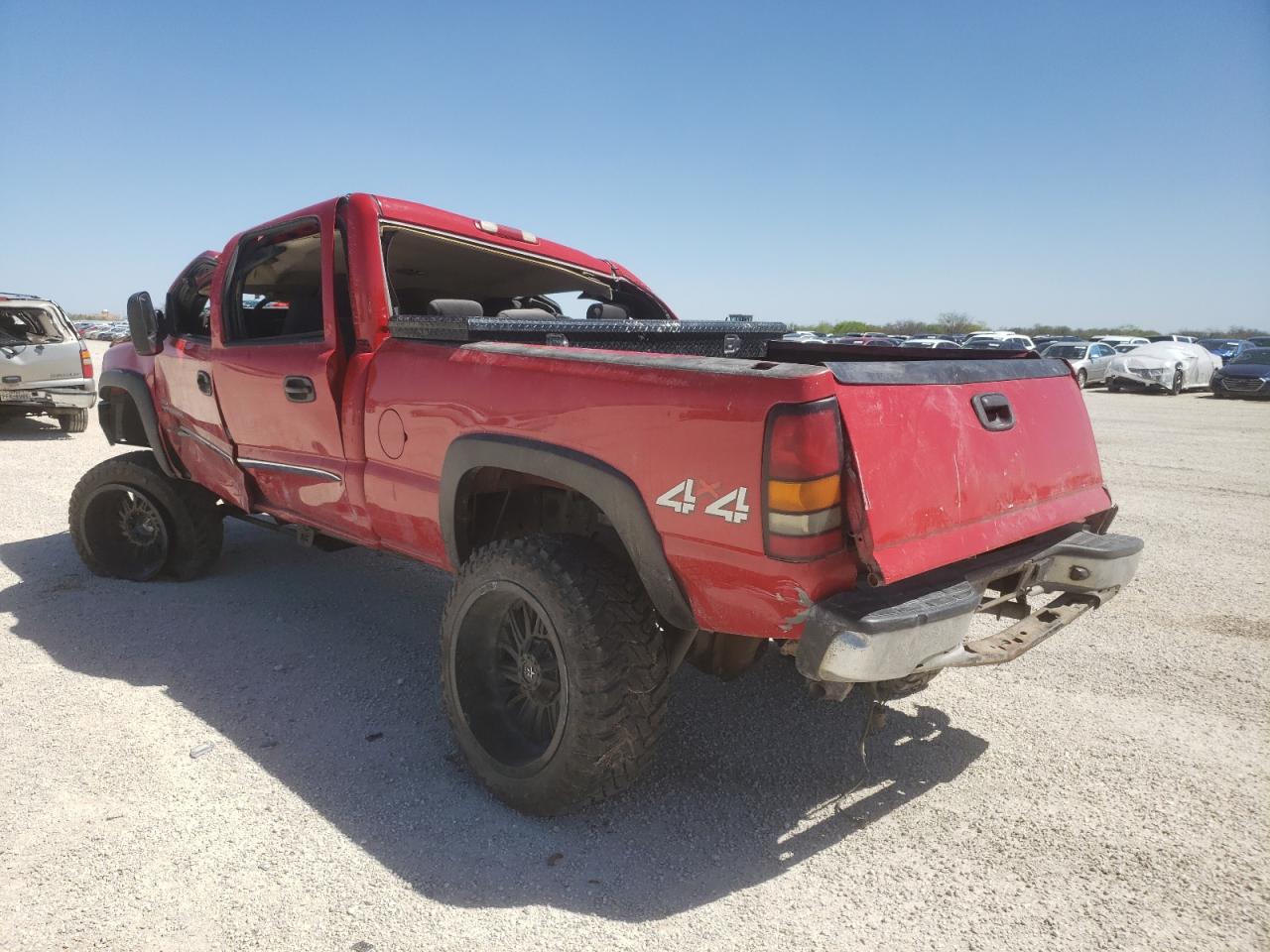 Photo 3 from auction – 2006 GMC SIERRA K25 with VIN 1GTHK23D96F190880