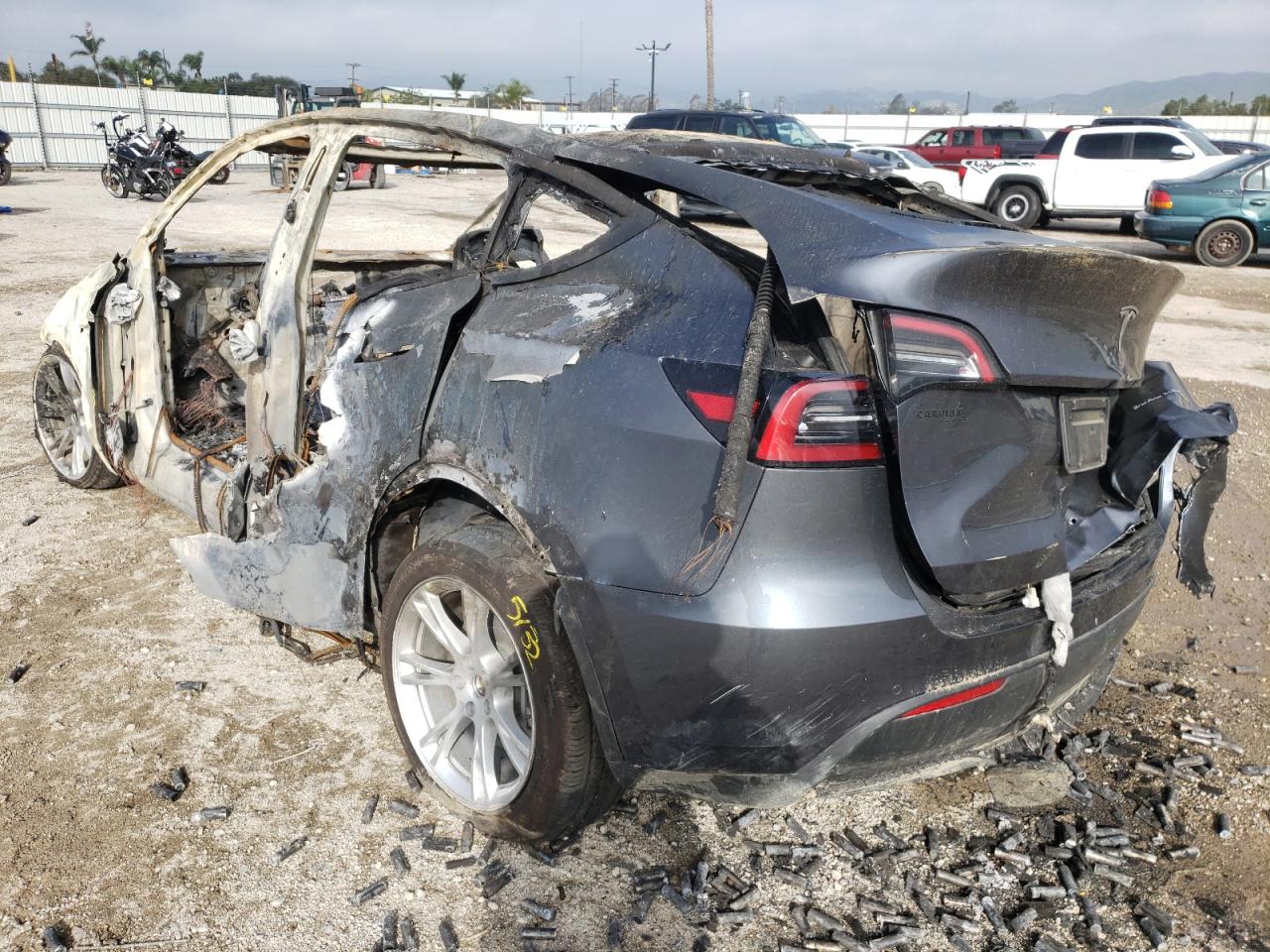 Photo 3 from auction – 2021 TESLA MODEL Y with VIN 5YJYGDEE1MF243432