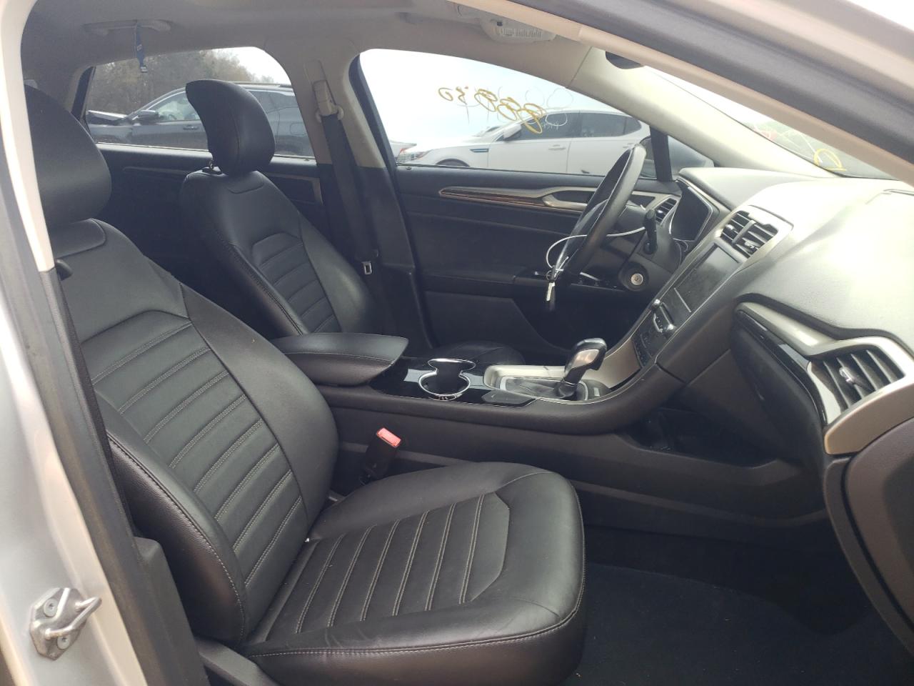 Photo 5 from auction – 2014 FORD FUSION SE with VIN 1FA6P0HD0E5398971