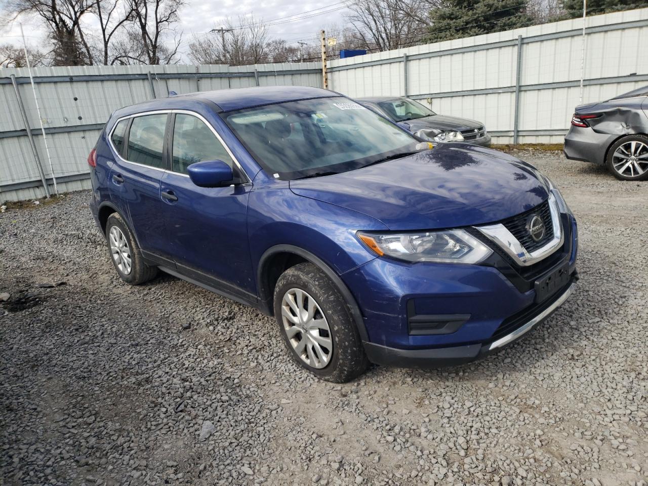 NISSAN ROGUE S 2019 with VIN KNMAT2MV2KP517646 - Photo from auction