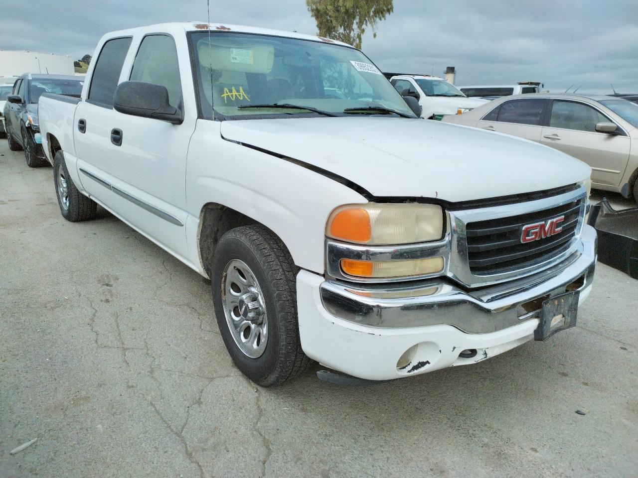 Photo 9 from auction – 2006 GMC NEW SIERRA with VIN 2GTEC13T761225070