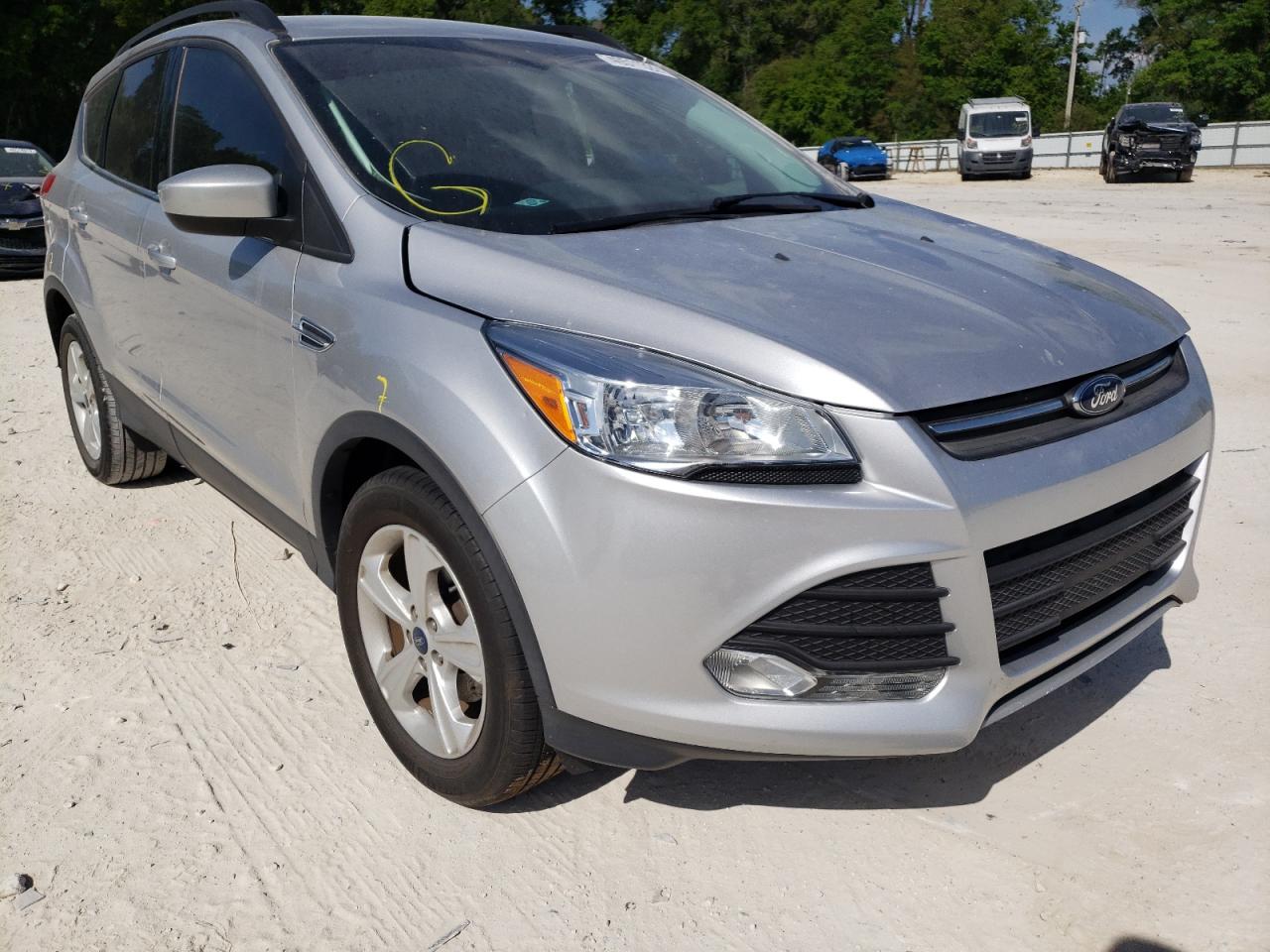 FORD ESCAPE SE 2016 with VIN 1FMCU0GX0GUB88215 - Photo from auction