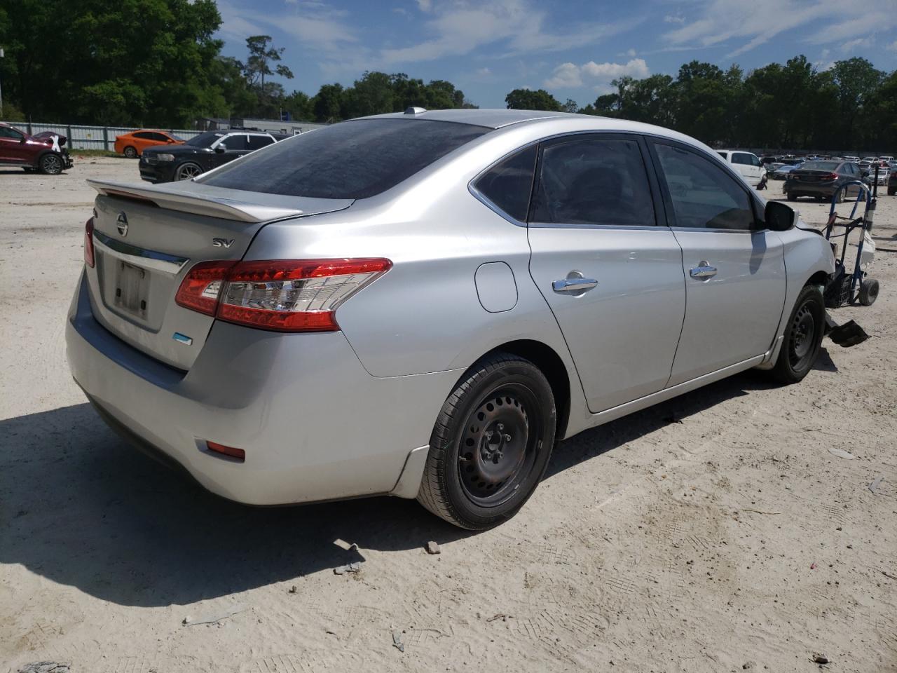 Photo 4 from auction – 2014 NISSAN SENTRA S with VIN 3N1AB7AP2EY325347