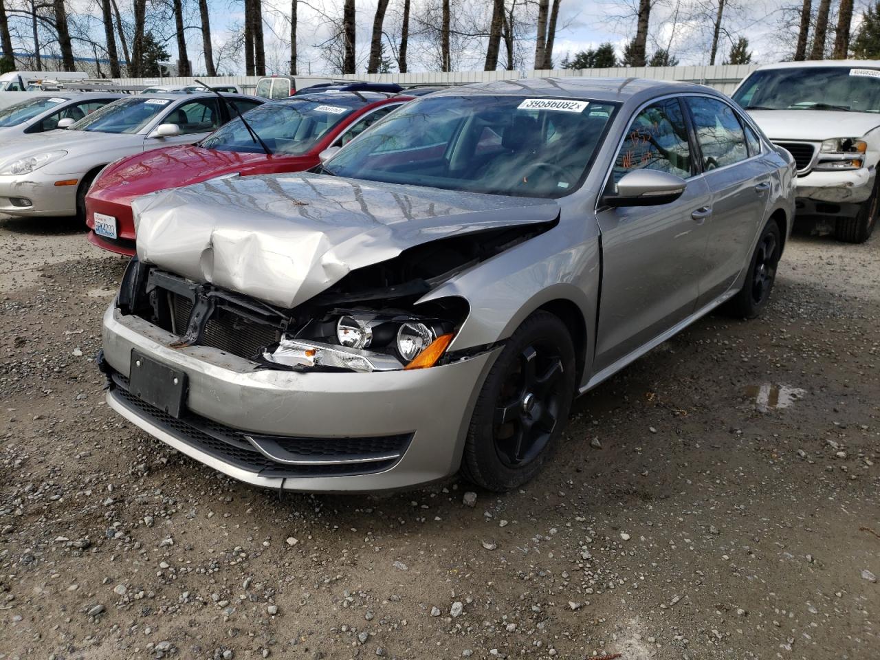 Photo 2 from auction – 2012 VOLKSWAGEN PASSAT SE with VIN 1VWBP7A33CC040367