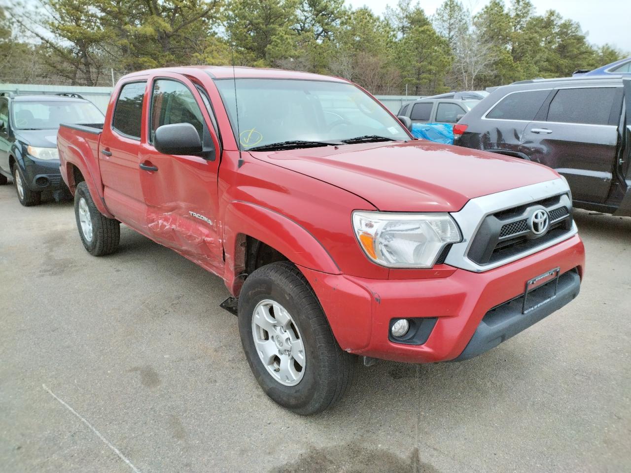 TOYOTA TACOMA DOU 2015 with VIN 3TMLU4EN1FM171682 - Photo from auction