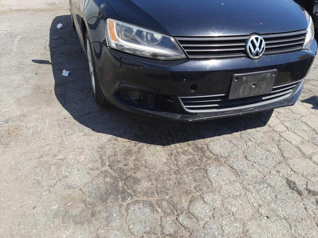 Photo 9 from auction – 2014 VOLKSWAGEN JETTA SE with VIN 3VWD17AJ8EM409458