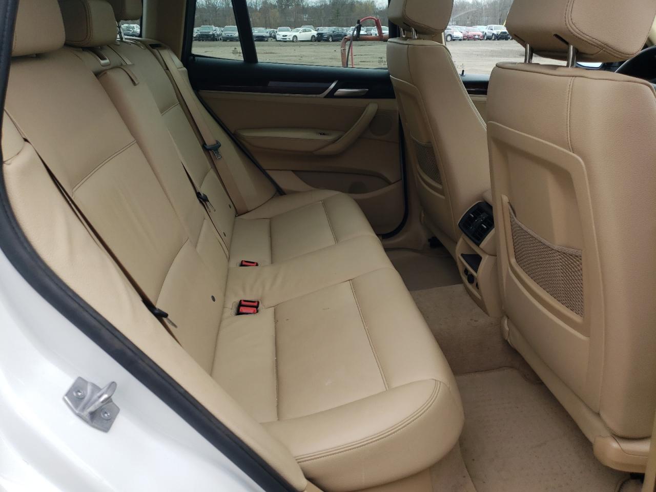 Photo 6 from auction – 2016 BMW X3 XDRIVE2 with VIN 5UXWX9C50G0D87789