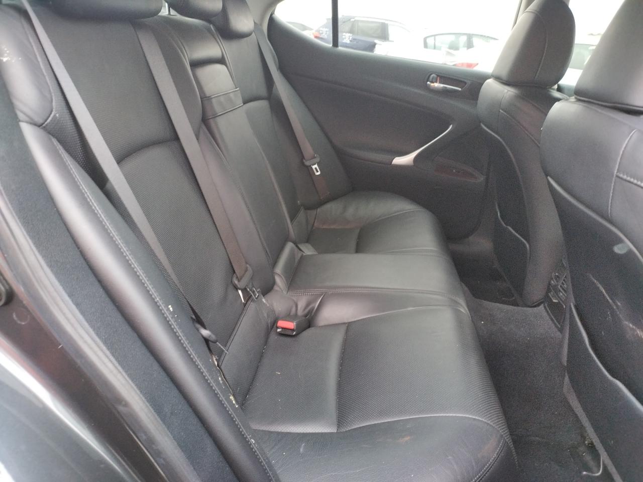 Photo 6 from auction – 2006 LEXUS IS 250 with VIN JTHCK262465006292