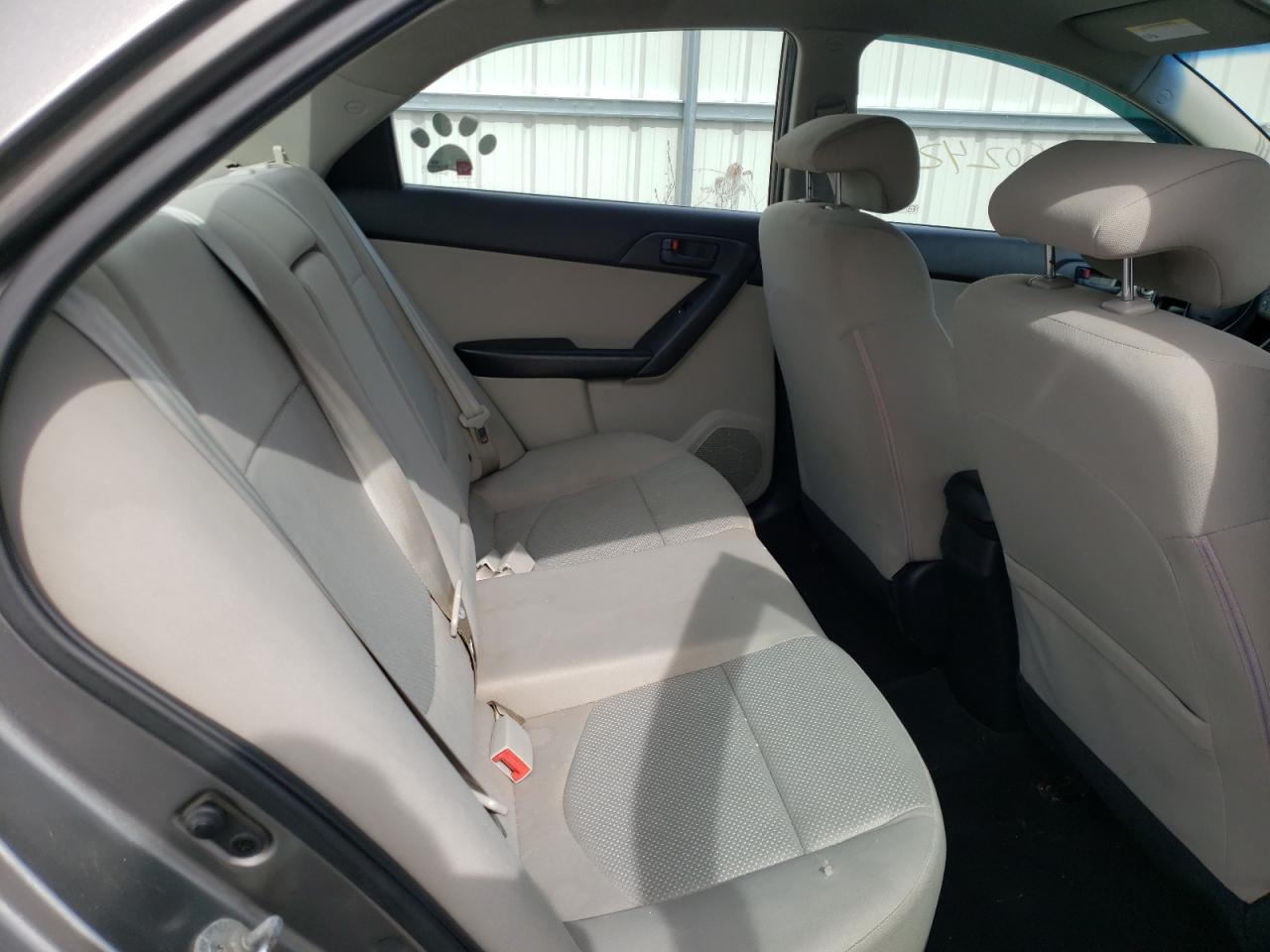 Photo 6 from auction – 2010 KIA FORTE EX with VIN KNAFU4A26A5301721