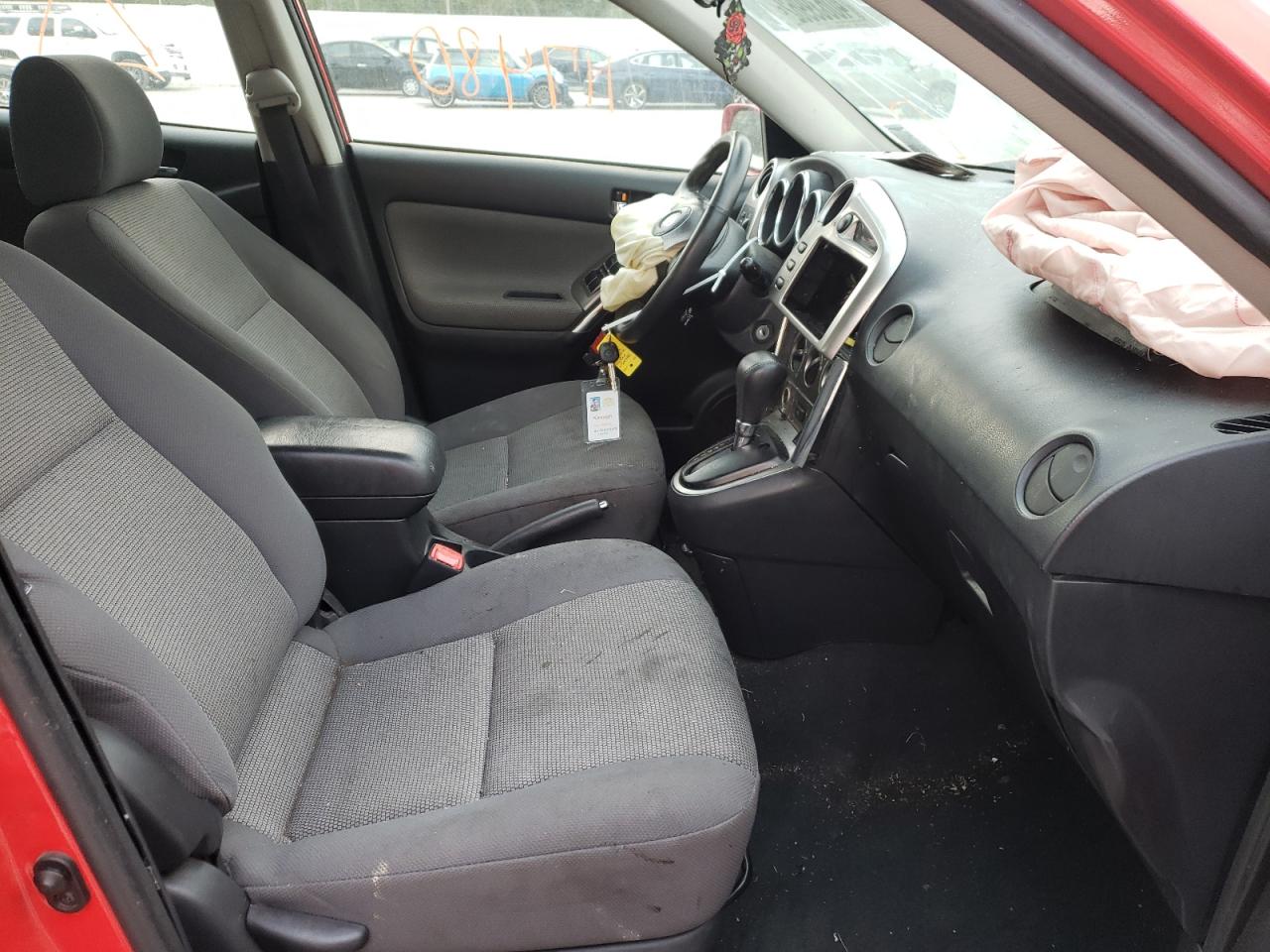 Photo 5 from auction – 2007 TOYOTA MATRIX with VIN 2T1KR32E87C647481