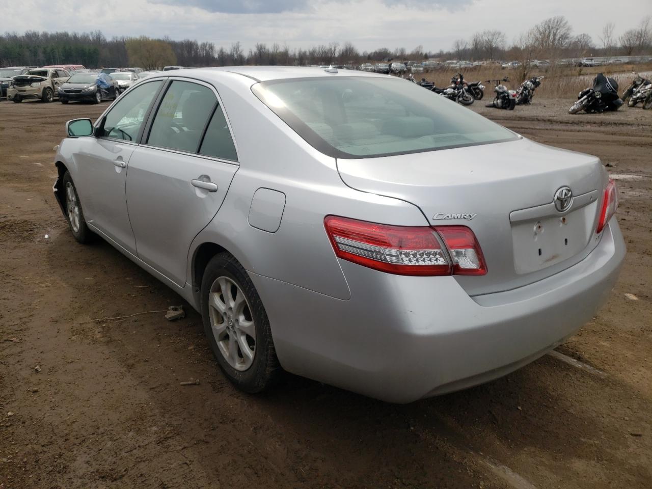Photo 3 from auction – 2011 TOYOTA CAMRY BASE with VIN 4T1BF3EK1BU741381