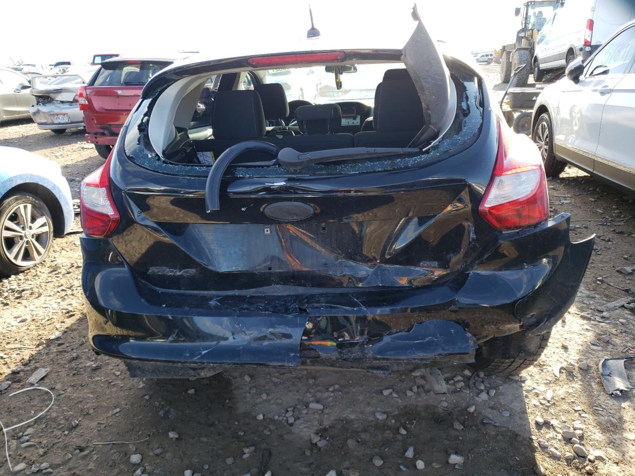 Photo 9 from auction – 2012 FORD FOCUS SE with VIN 1FAHP3K23CL273862