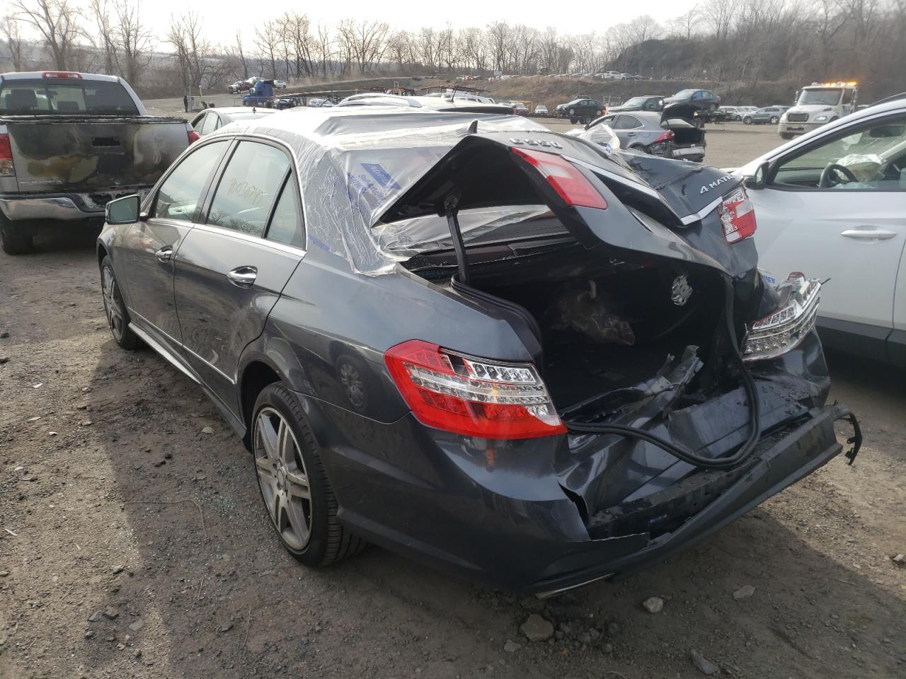 Photo 3 from auction – 2010 MERCEDES-BENZ E 550 4MAT with VIN WDDHF9AB8AA142801